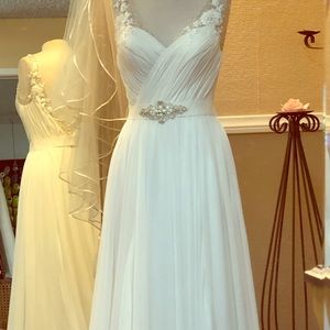 Wedding dress